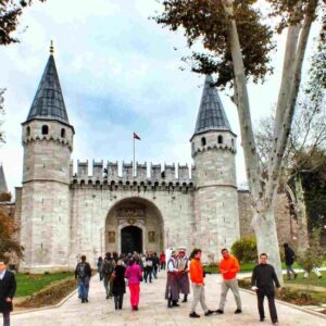 Topkapi Palace Skip-the-Line Ticket & Audio Guide